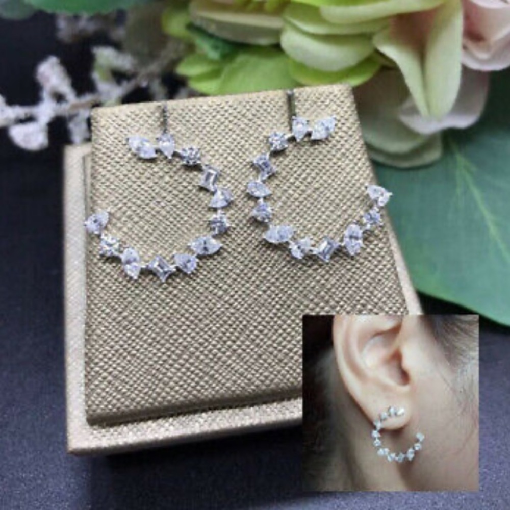 New Unique Sterling silver diamond earrings